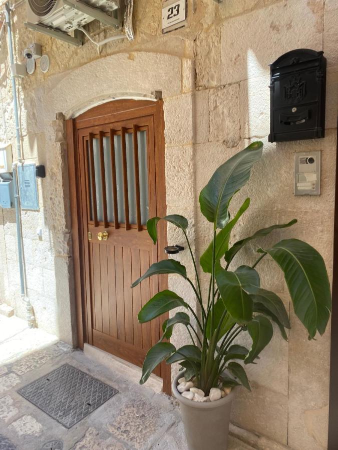 La Casa Della Felicita Apartment Bari Eksteriør bilde